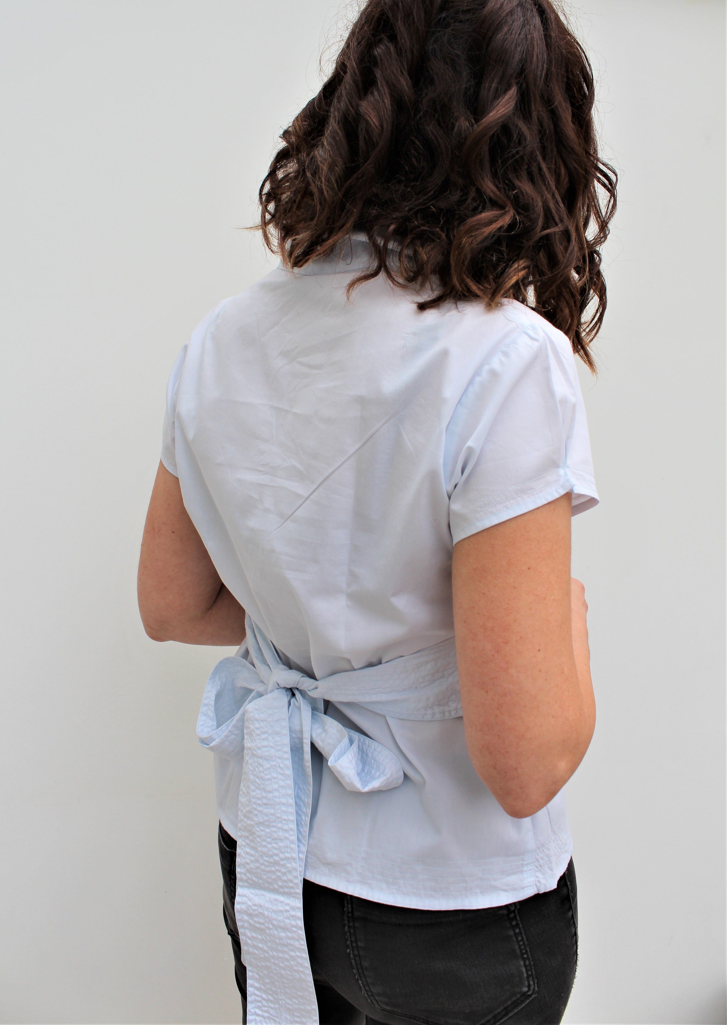 Crew - classic cotton shirt with a twist