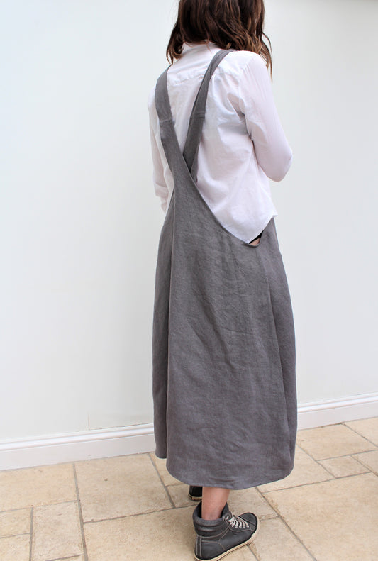 Artisan Apron dress - Linen