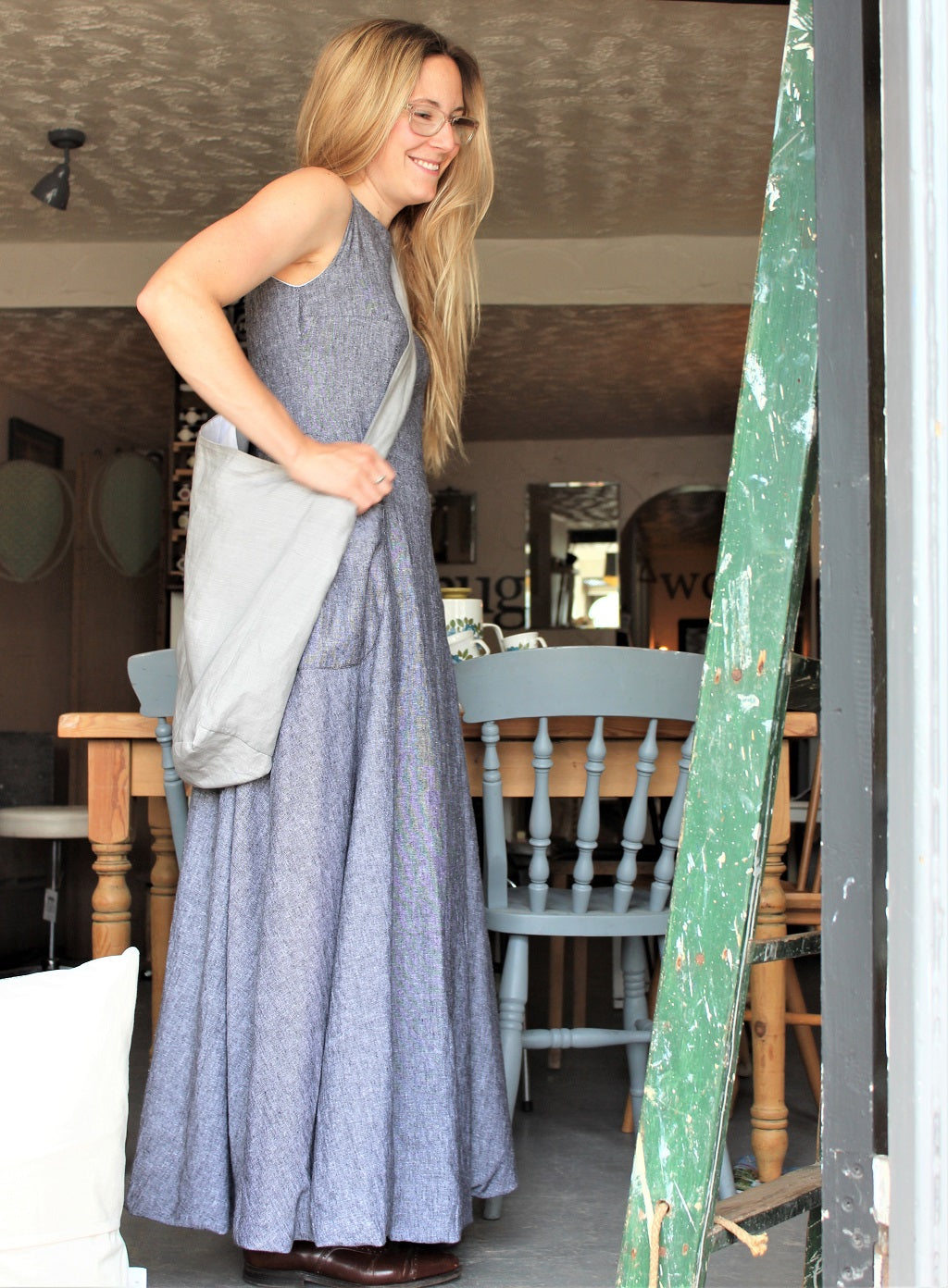 Messenger/Newspaper - linen crossbody bag