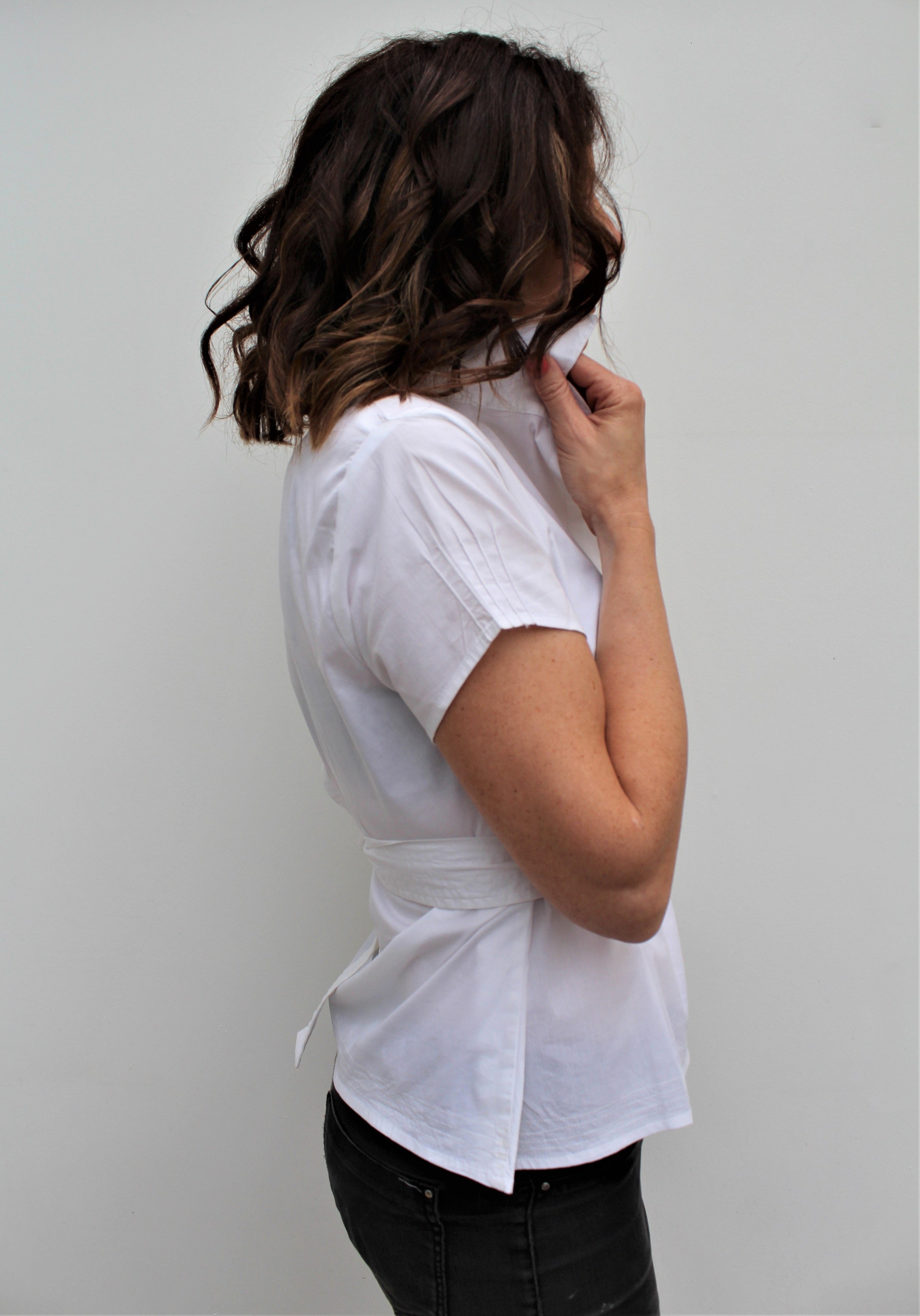 Crew - classic cotton shirt with a twist