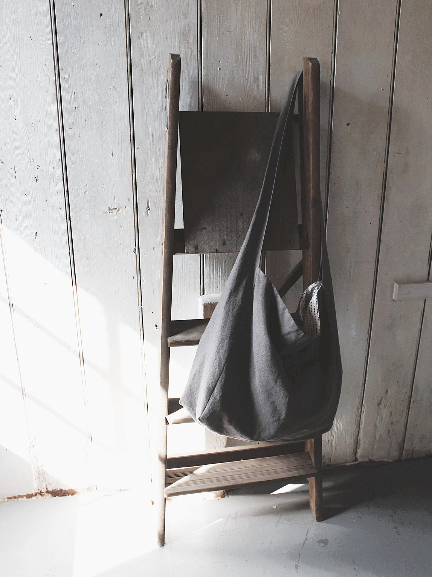 Messenger - linen crossbody bag