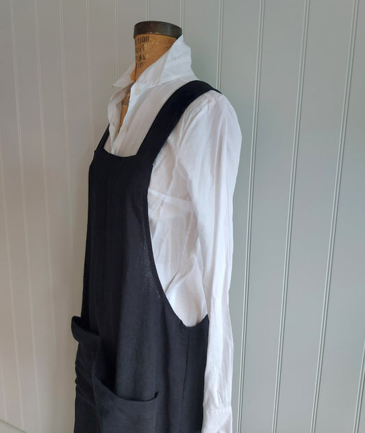 Artisan Apron dress - Linen
