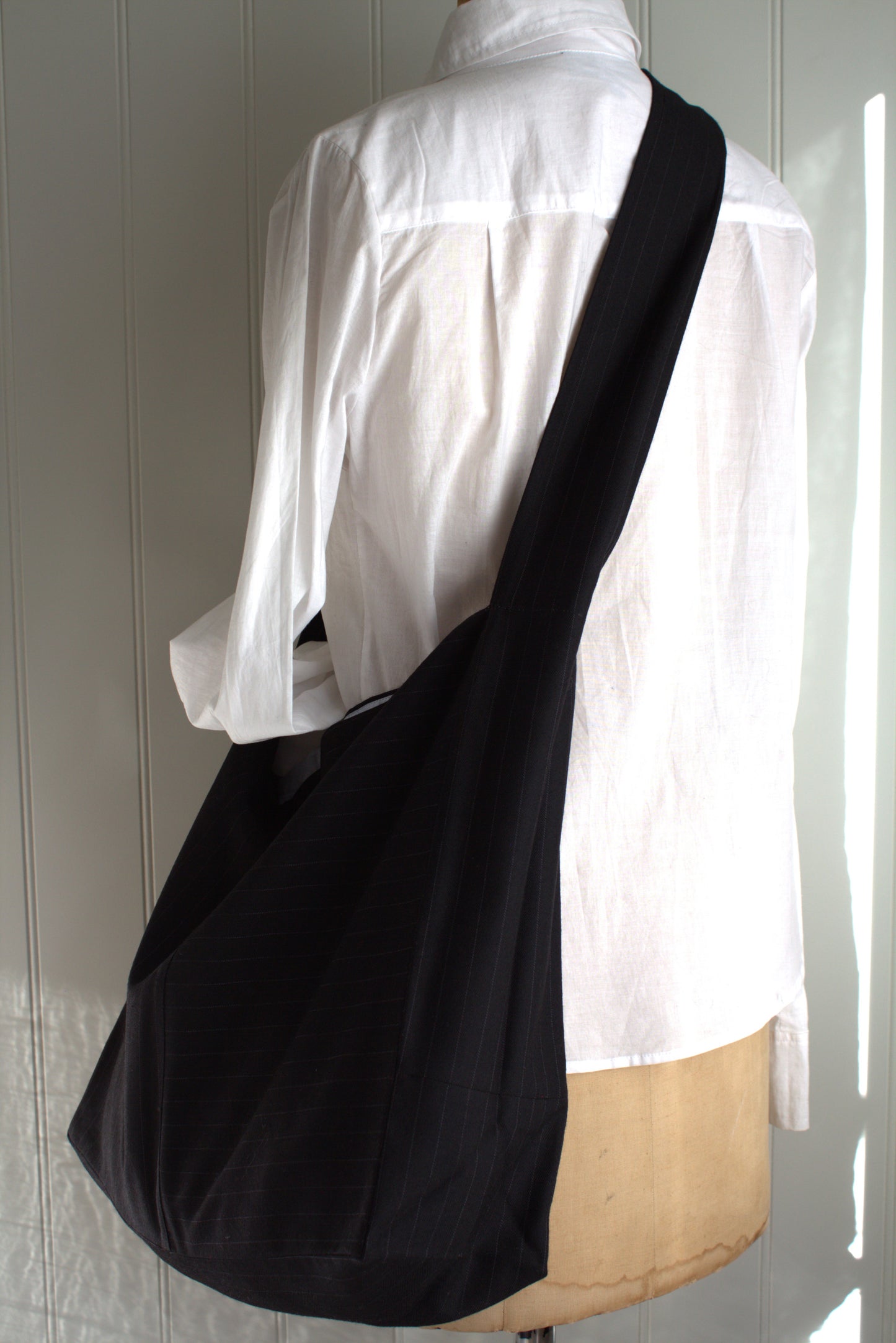 Messenger - black patchwork linen crossbody bag