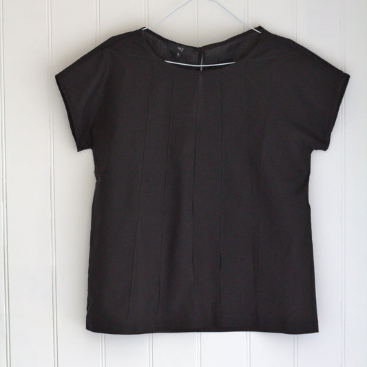 CK - cotton top with pintuck details
