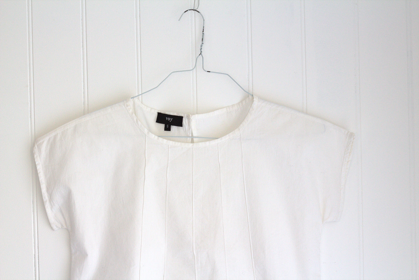 CK - cotton top with pintuck details