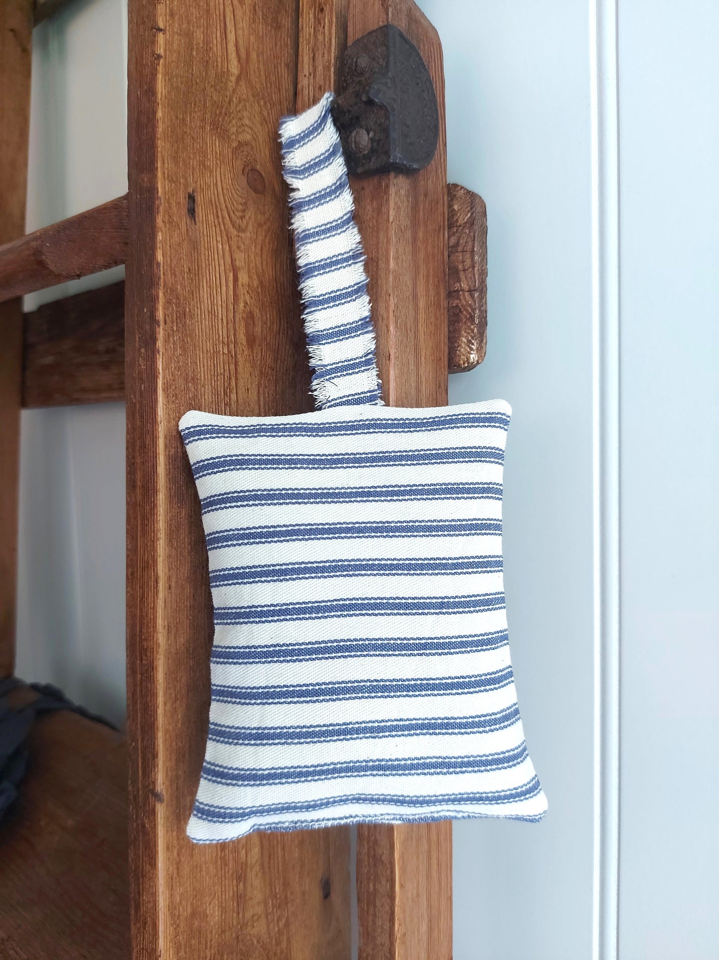 French ticking Lavender pads