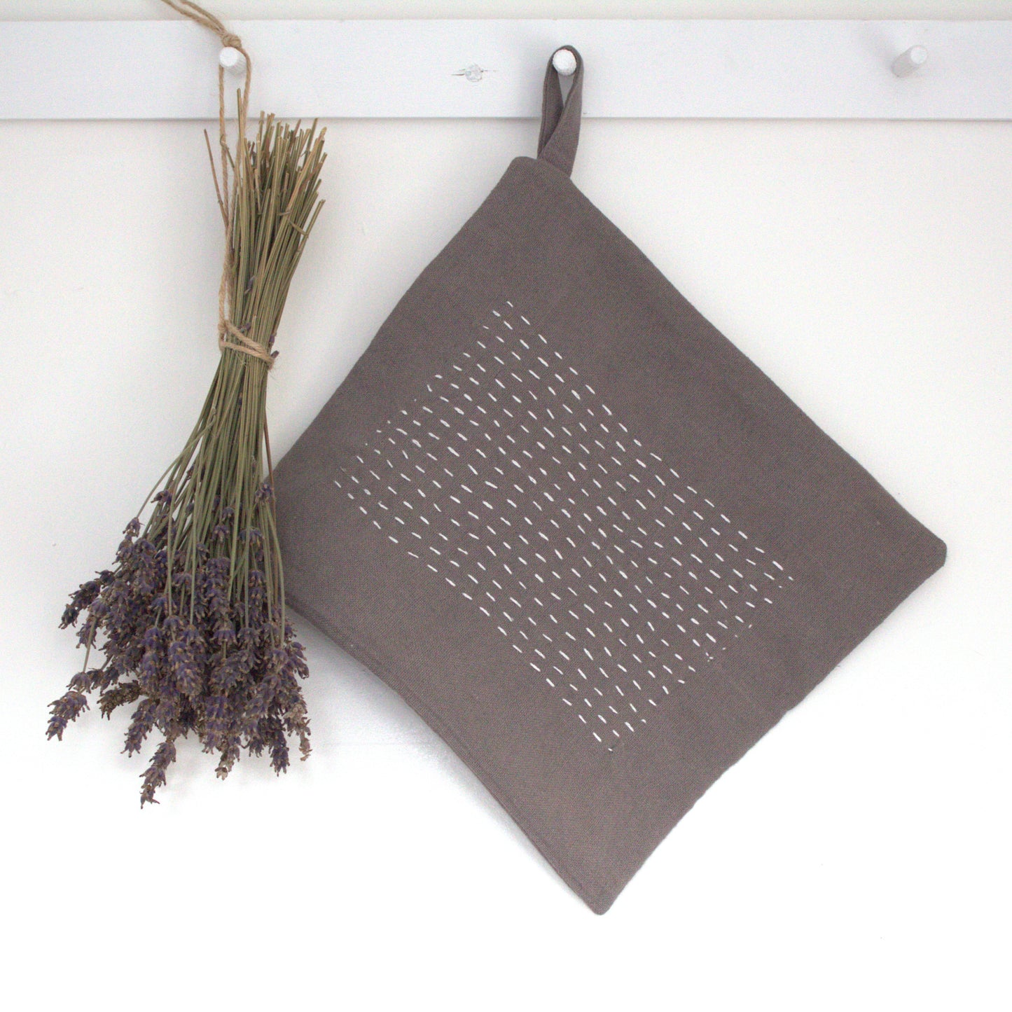Set of 2 linen pot holders / placemats