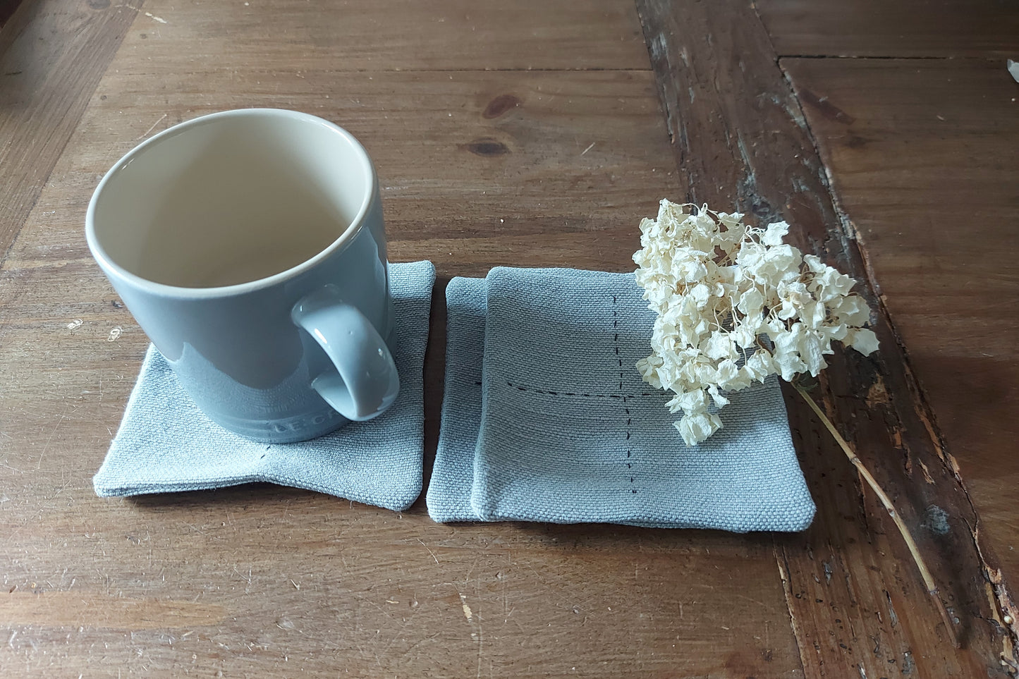 Set of 6 linen coasters