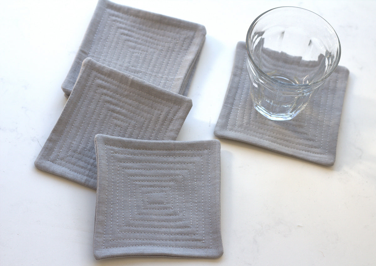 Set of 6 linen coasters