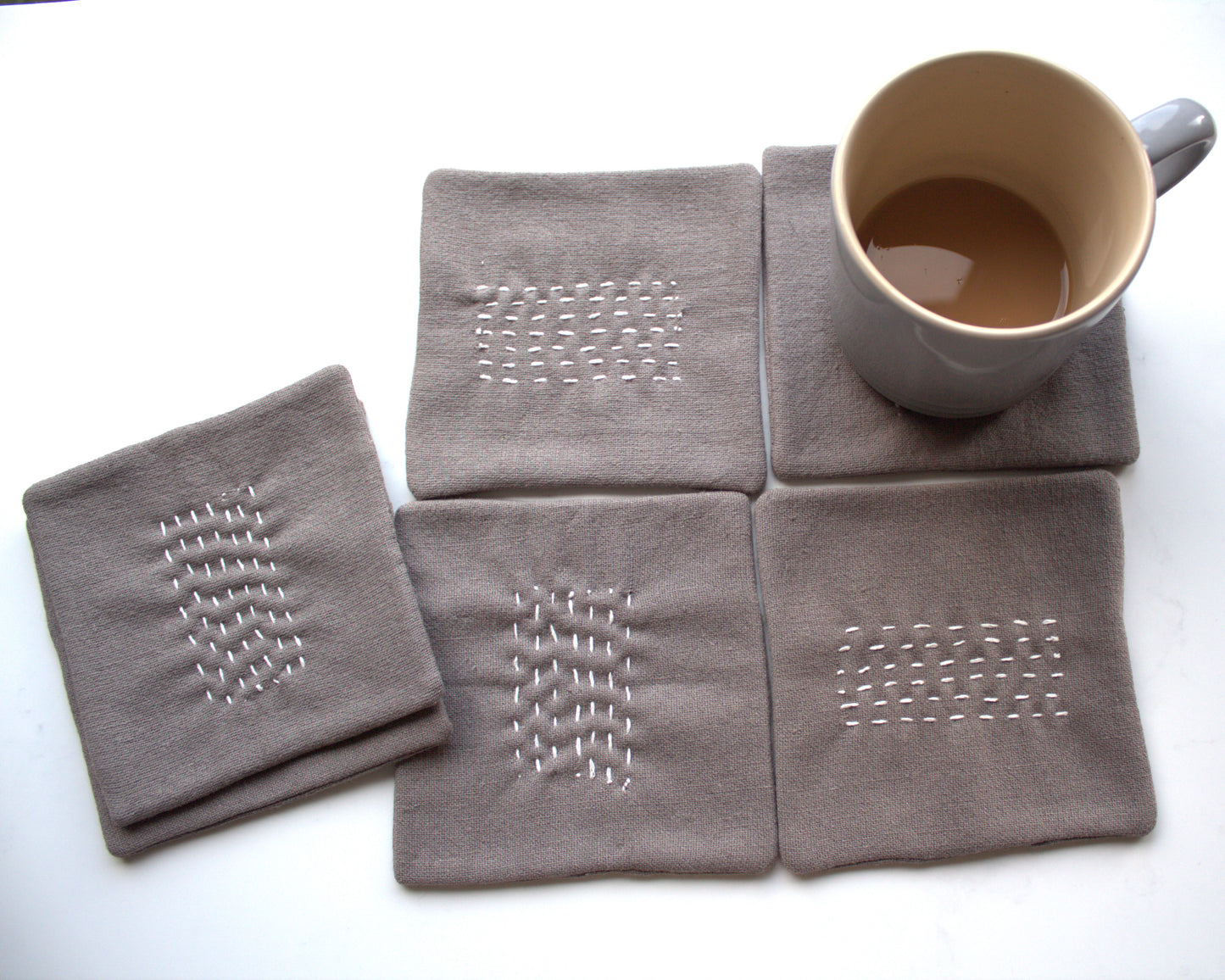 Set of 6 linen coasters