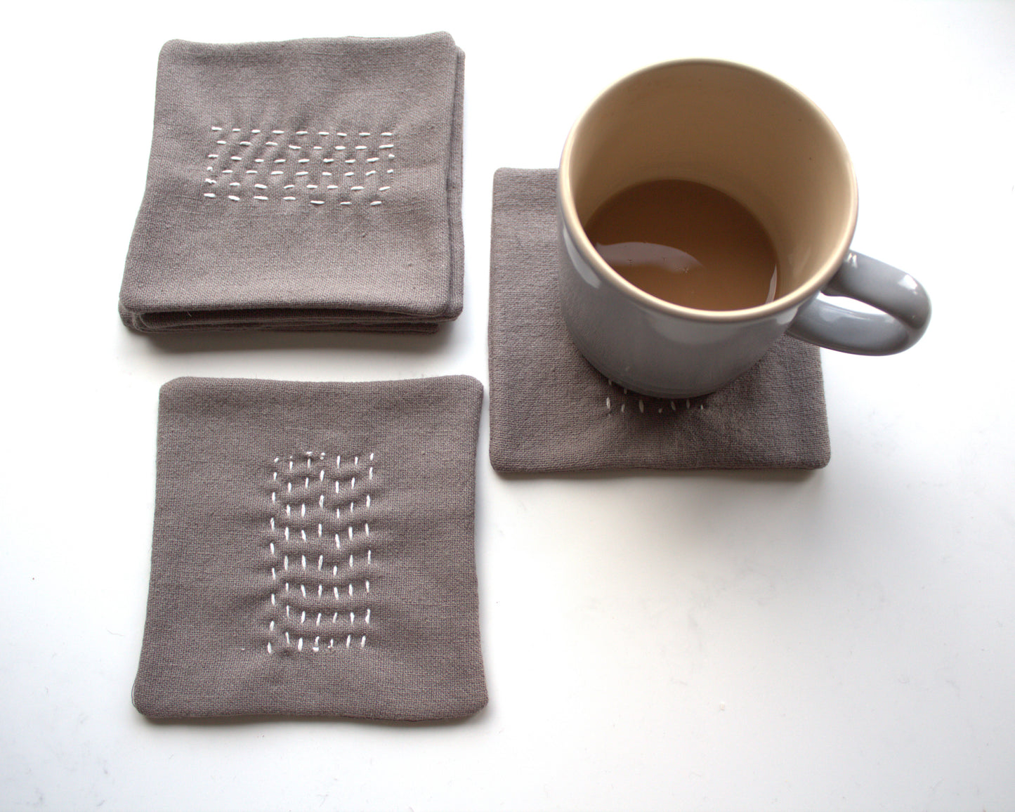 Set of 6 linen coasters
