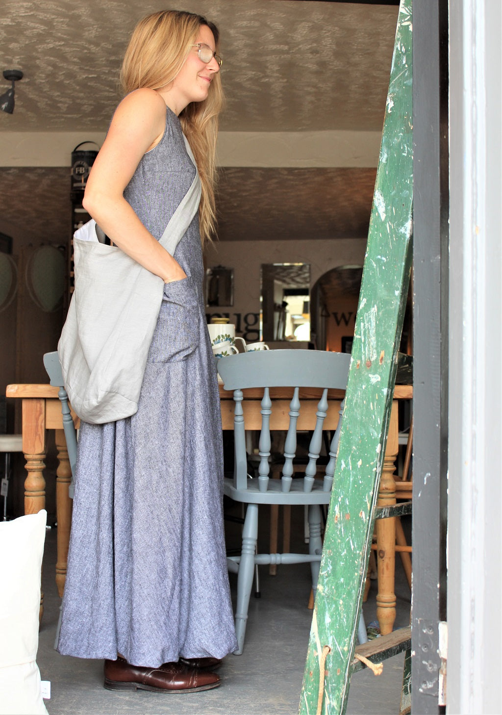 Cloud linen dress with Linen crossbody bag