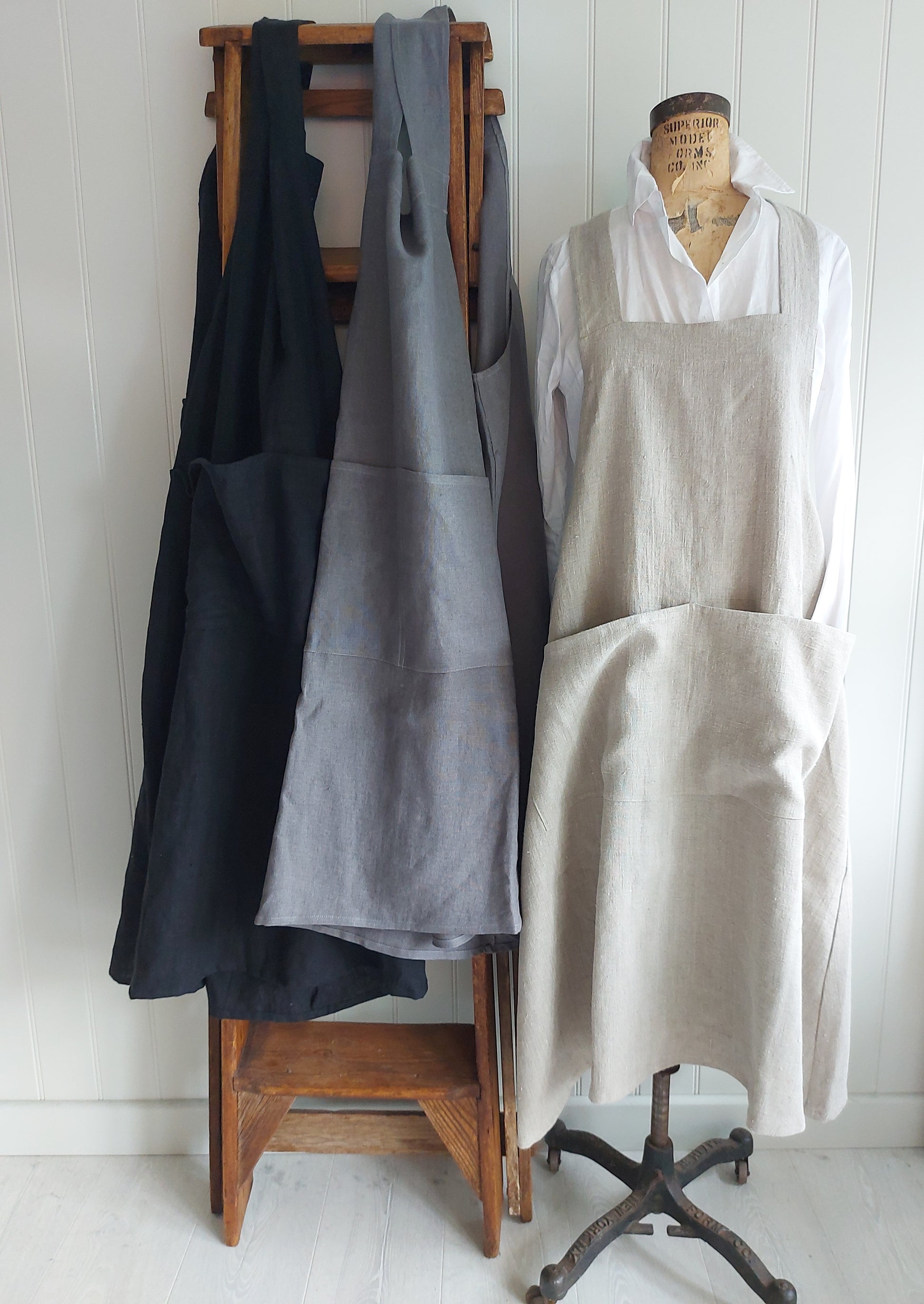 Artisan Apron dress - Linen voy Artisan Apron dress - Linen voy