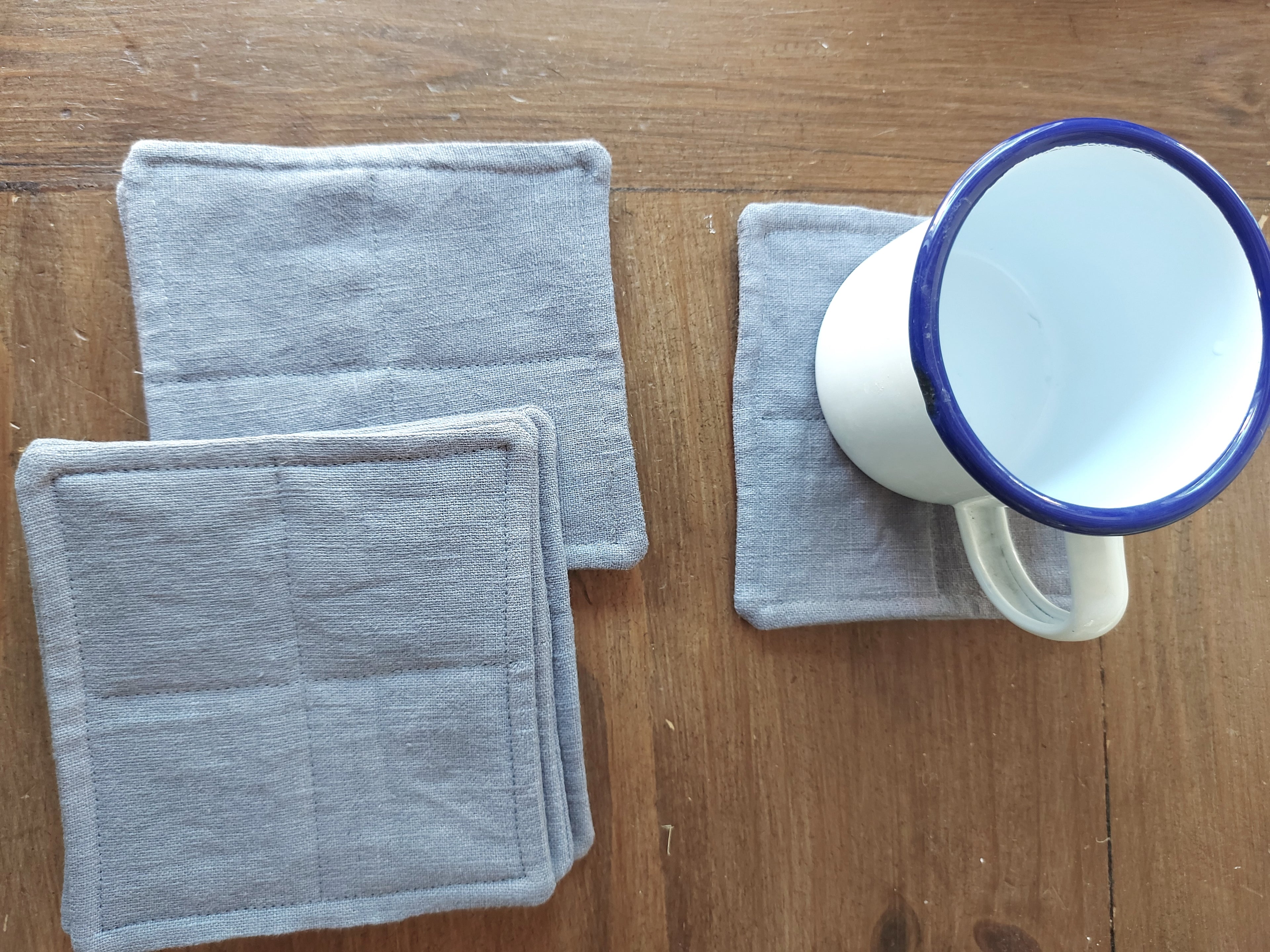 Set of 6 linen coasters