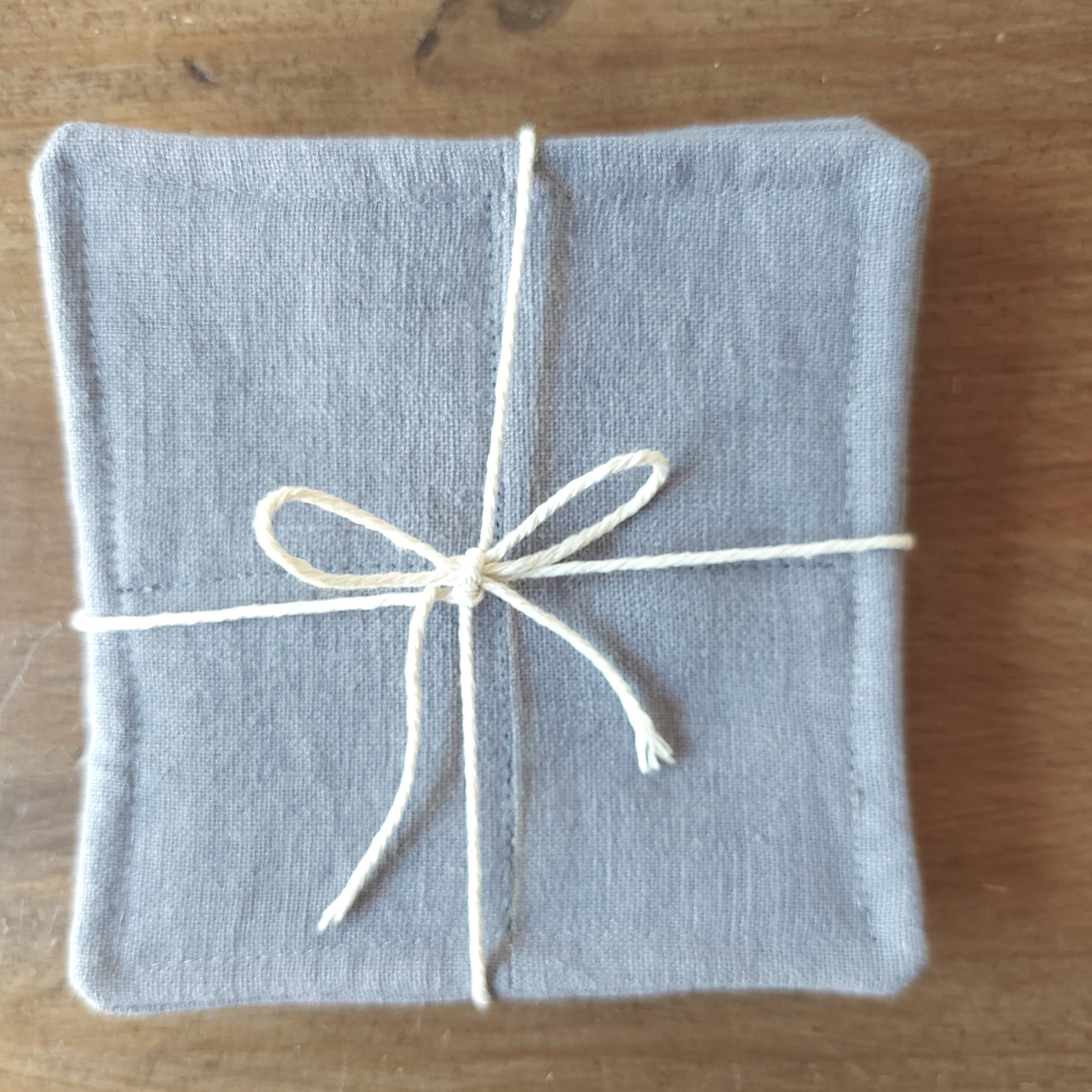 Set of 6 linen coasters