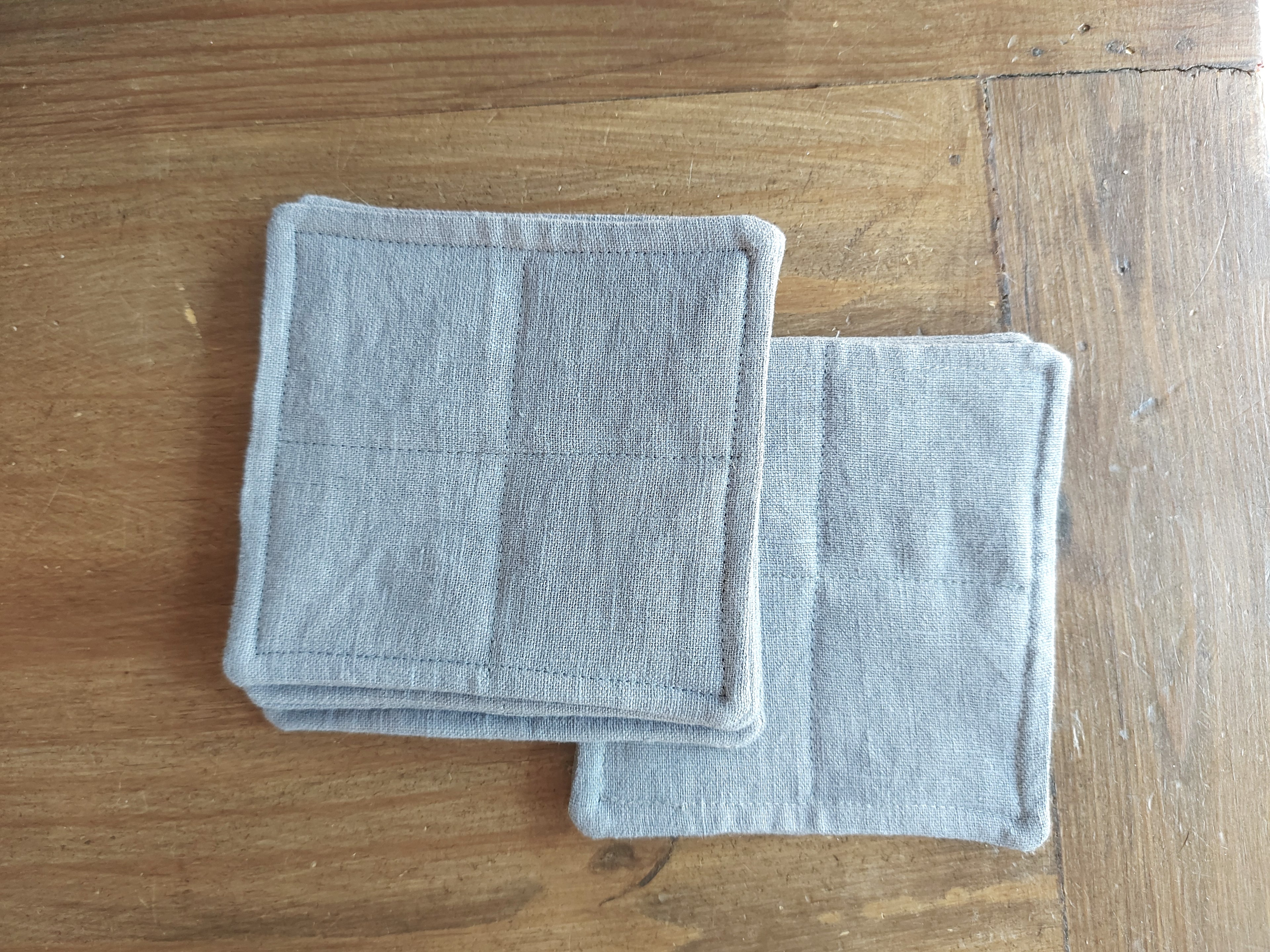 Set of 6 linen coasters