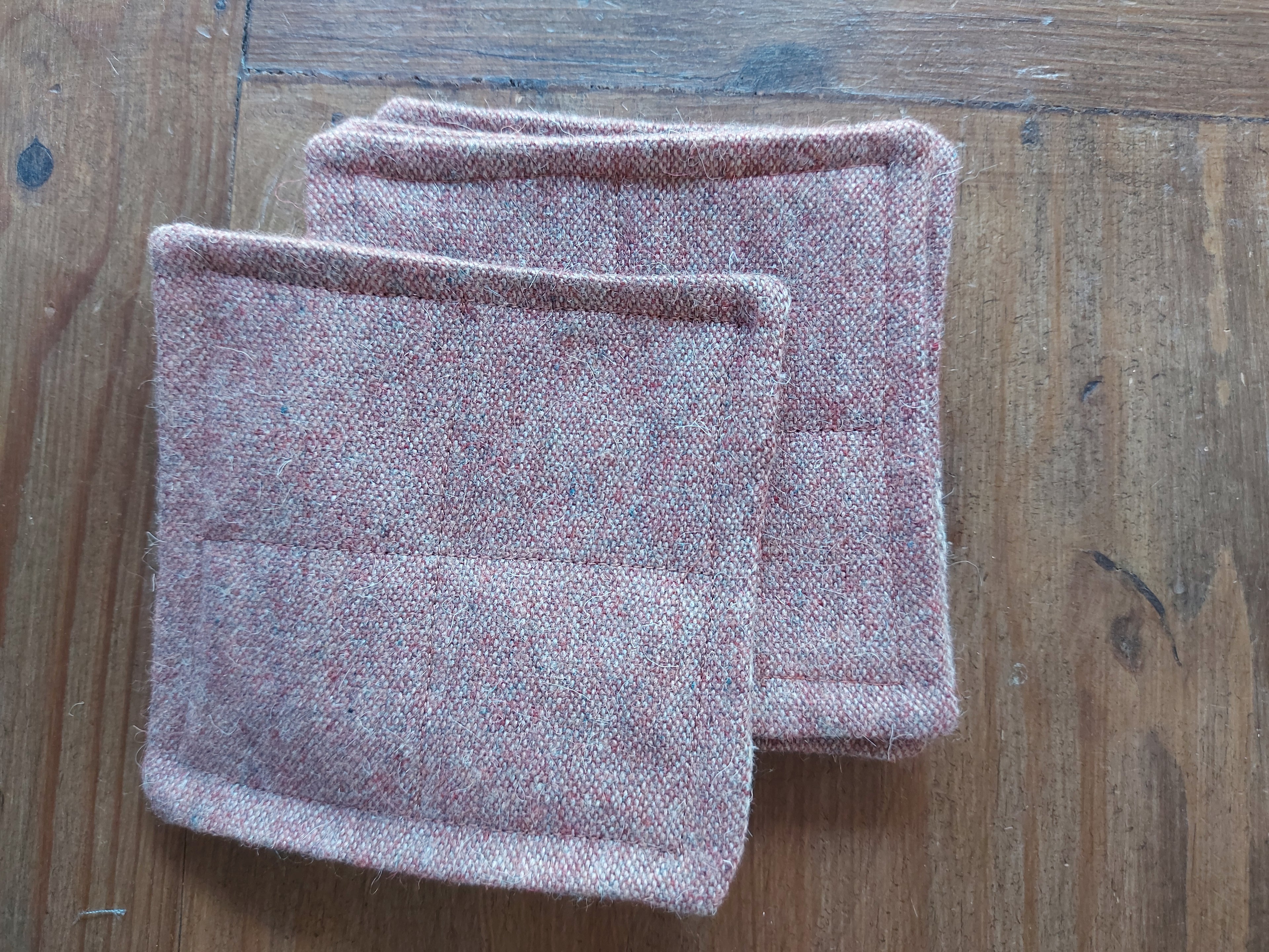 Set of 6 wool coasters