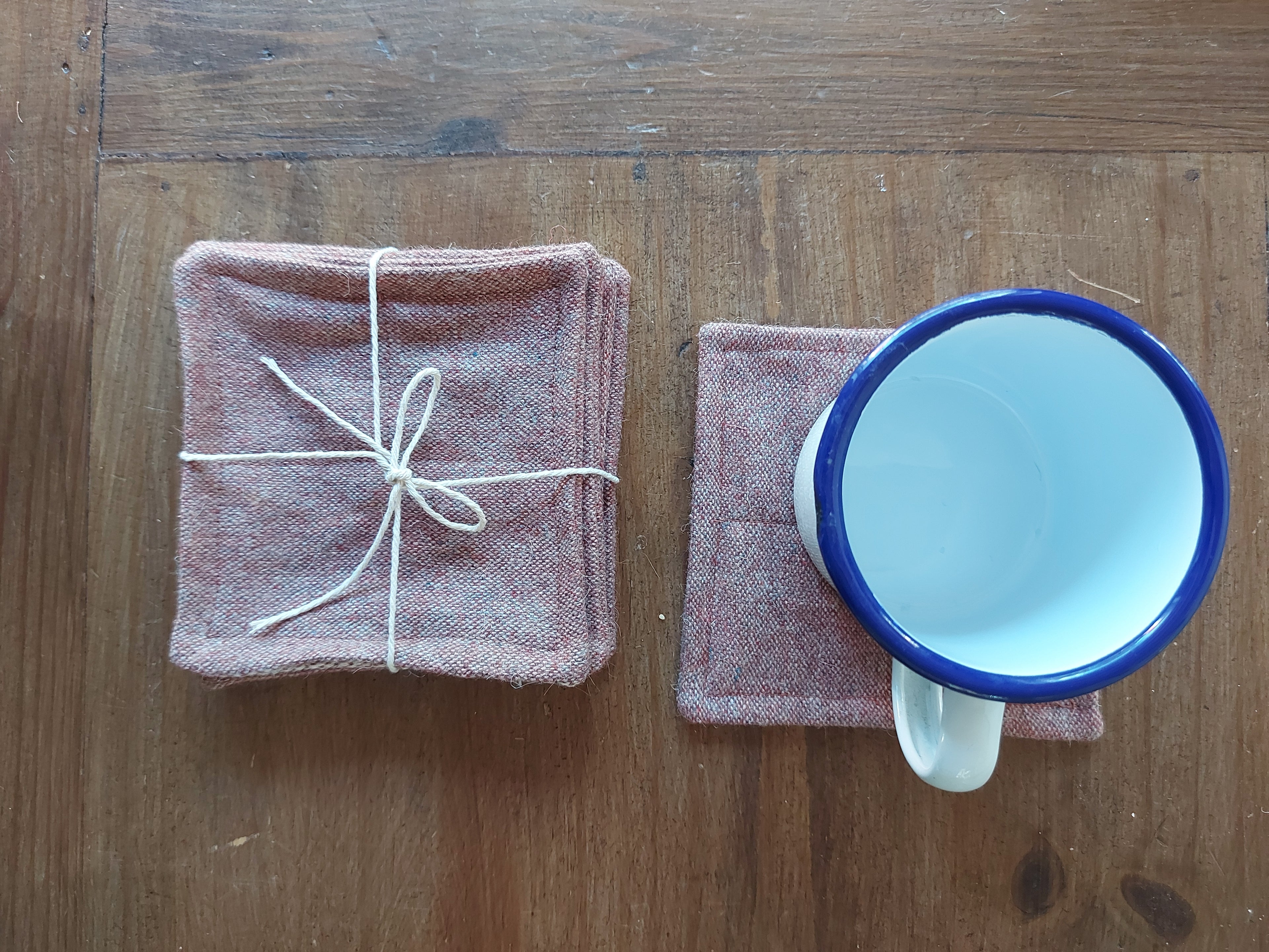Set of 6 wool coasters