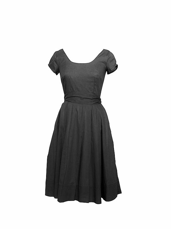 Sabrina - classic black dress