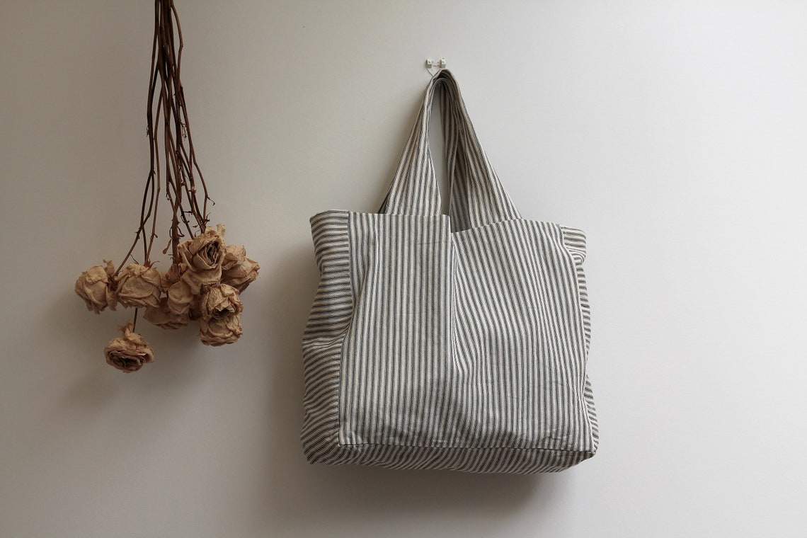 Messenger/Newspaper - Black/White ticking crossbody bag