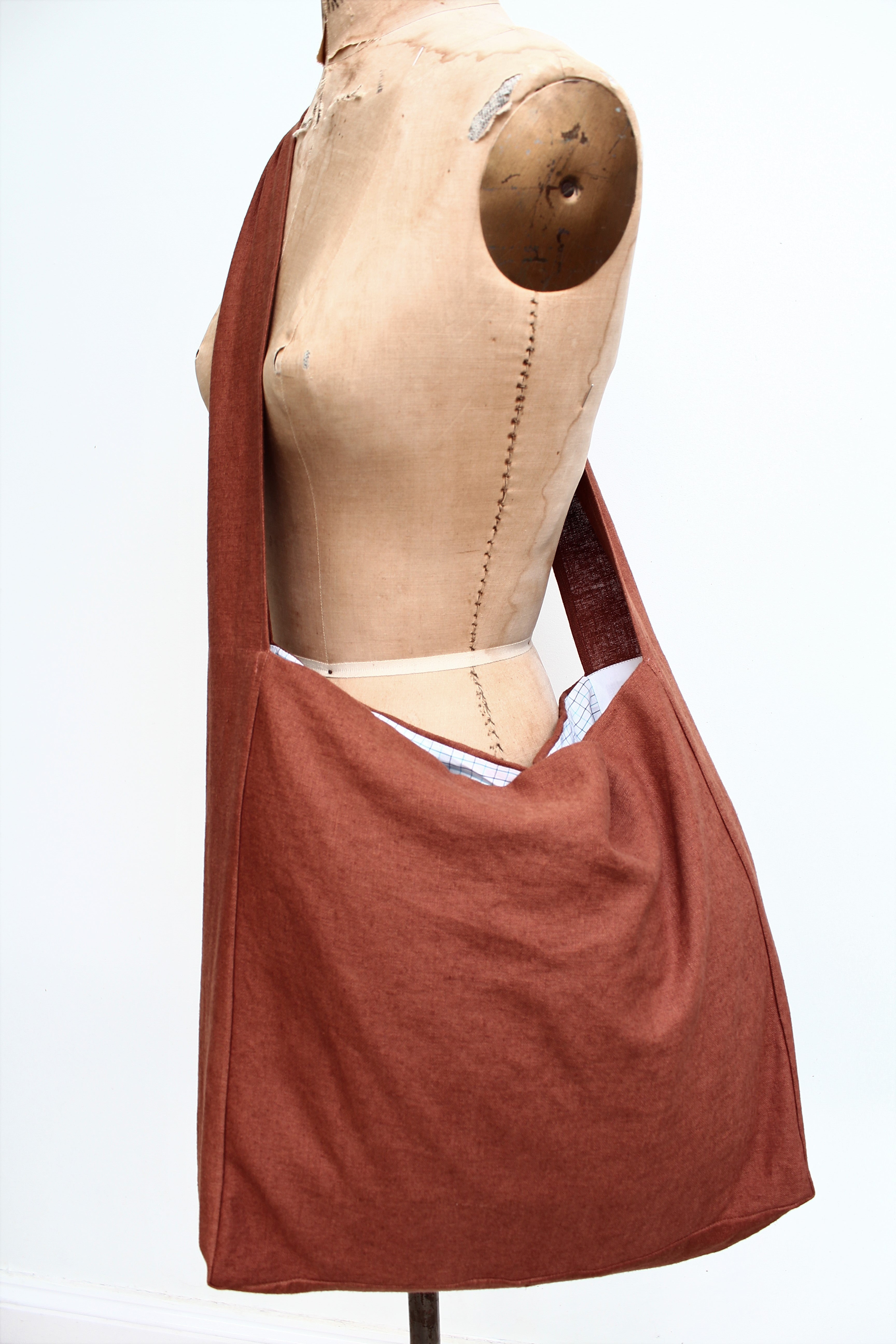 Messenger/Newspaper - linen crossbody bag