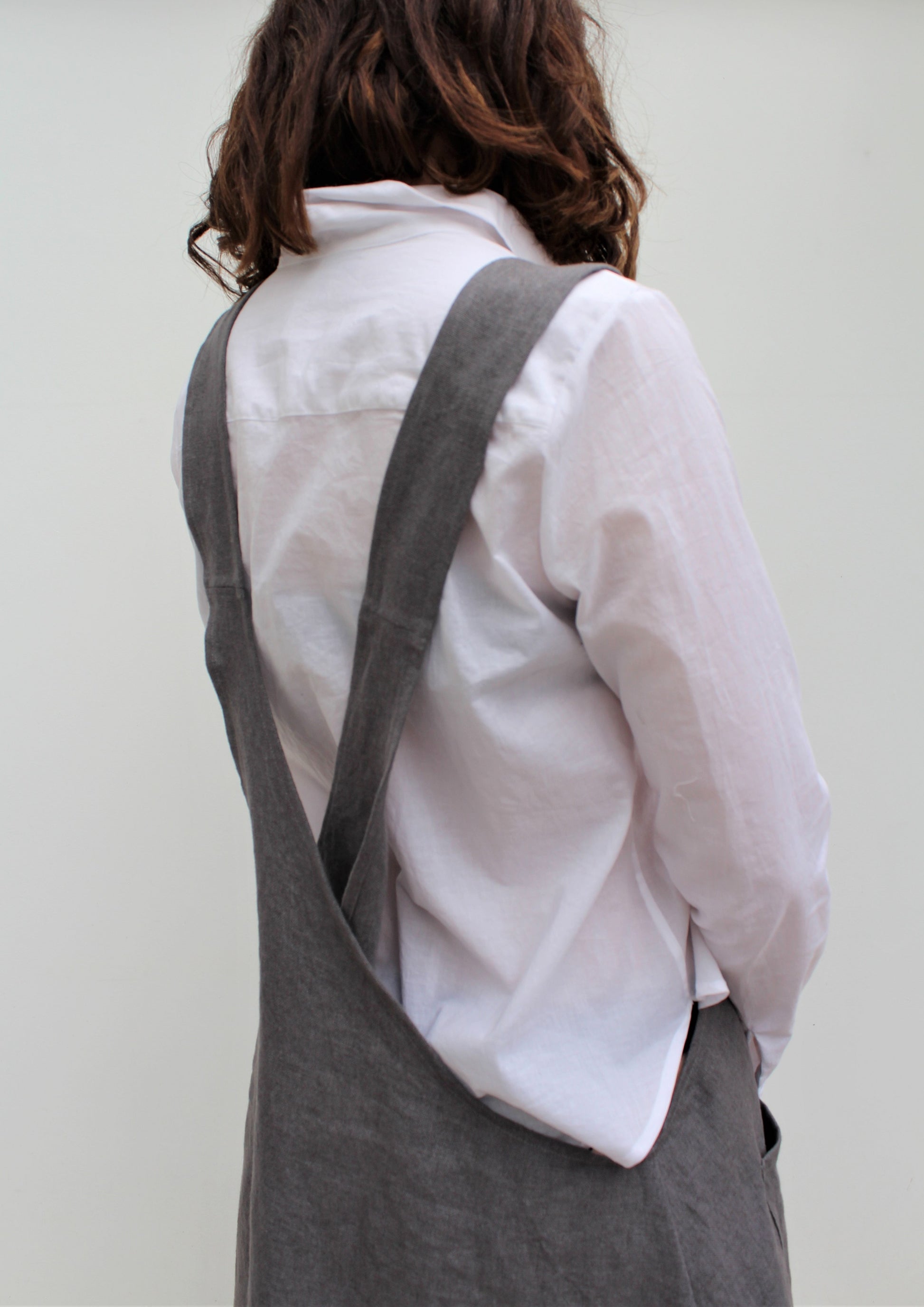 Artisan Apron dress - Linen voy Artisan Apron dress - Linen voy