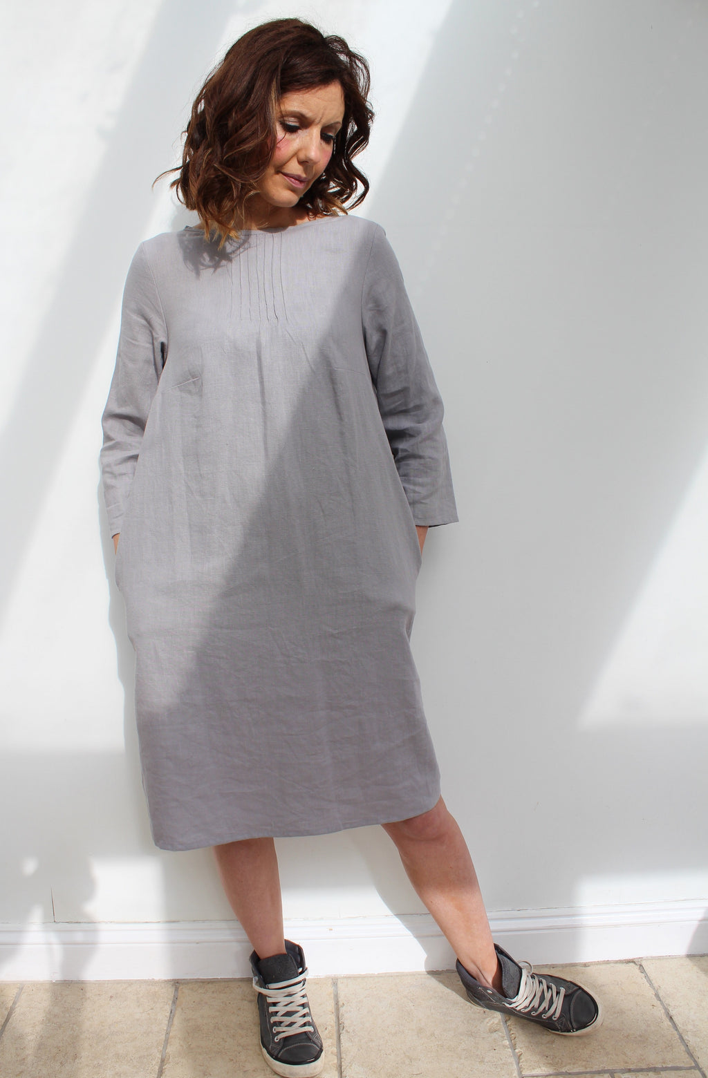 Livia - linen dress with pintucks details and side pockets