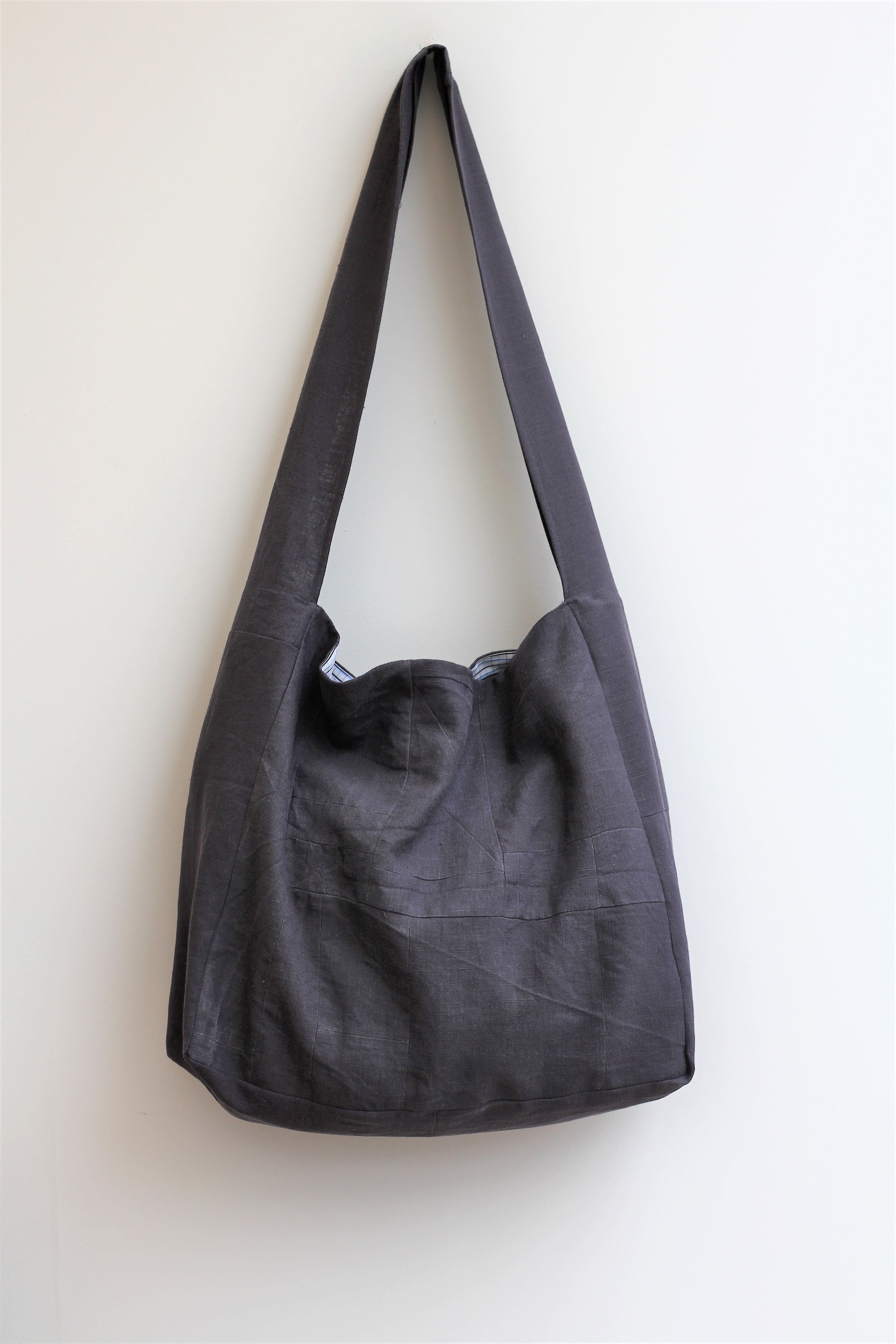 Messenger/Newspaper - linen crossbody bag